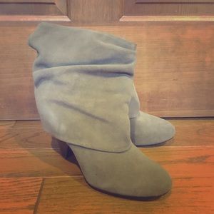Steve Madden booties size 8.5